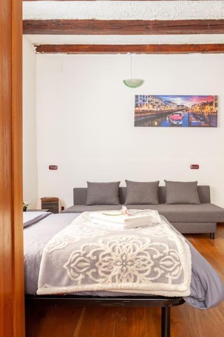 Bomboniera Nel Cuore Di Milano Navigli Exterior foto
